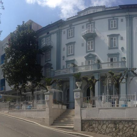 Hotel Alexander Palme Chianciano Terme Exterior photo