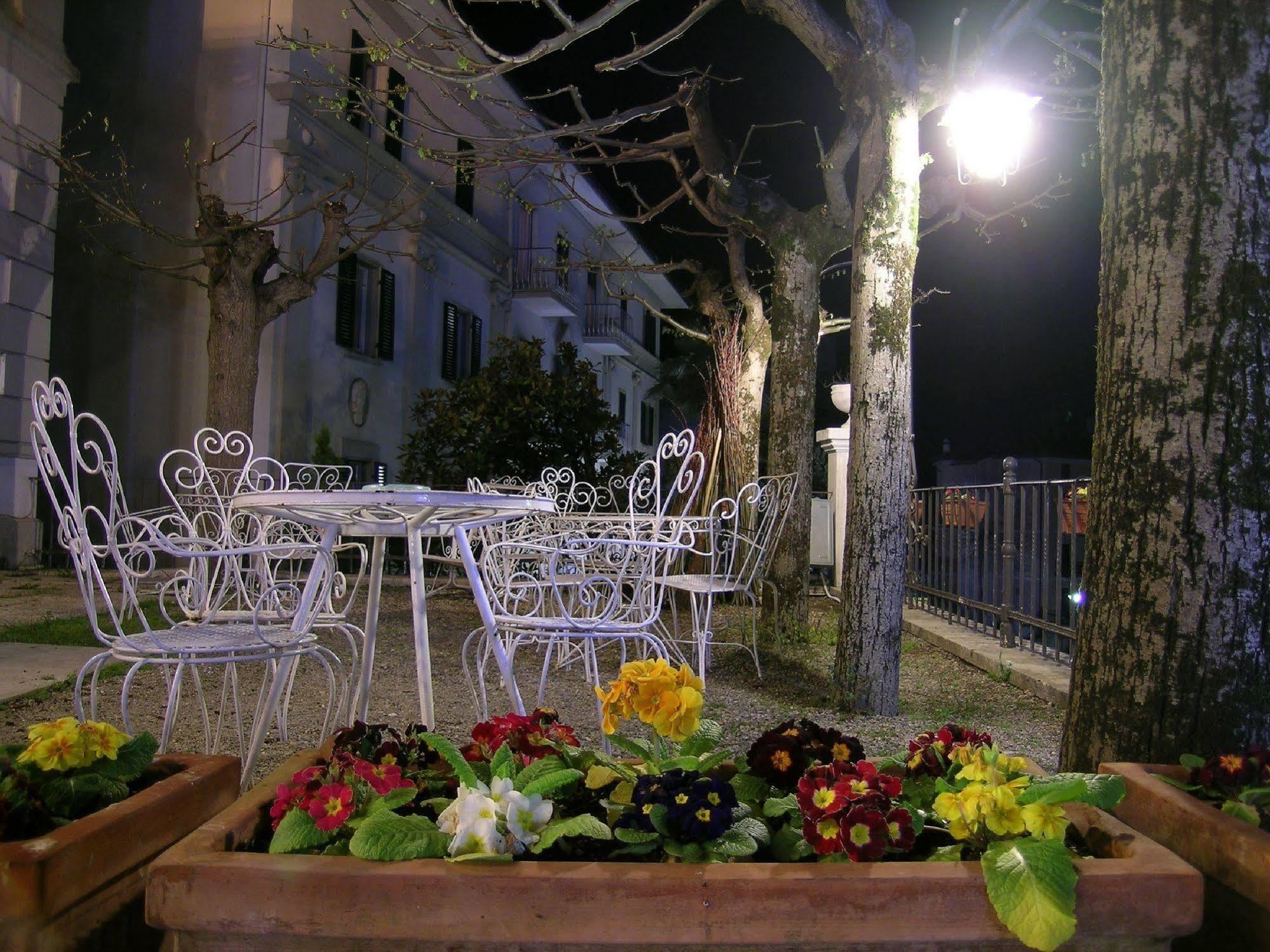 Hotel Alexander Palme Chianciano Terme Exterior photo